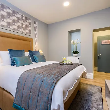 Maple Valley Guest house