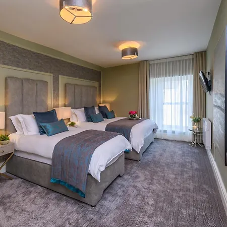 Maple Valley 3* Limerick Junction