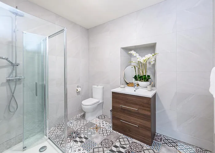 Maple Valley 3* Limerick Junction